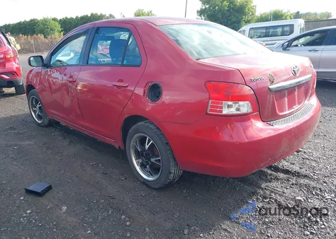 2010 Toyota Yaris z USA, uszkodzony, nr VIN JTDBT4K37A4065033